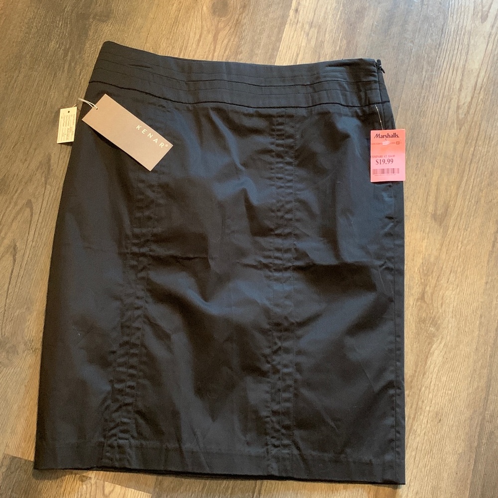 Kenar Black Midi Pencil Skirt